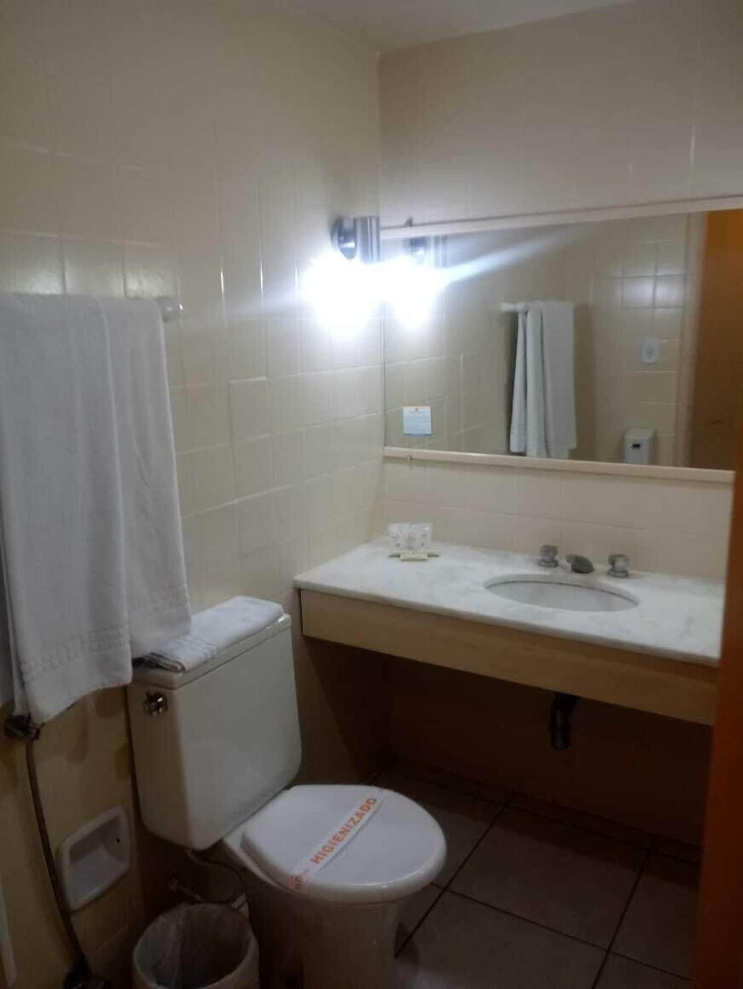 Hotel Harbor Inn ロンドリーナ エクステリア 写真