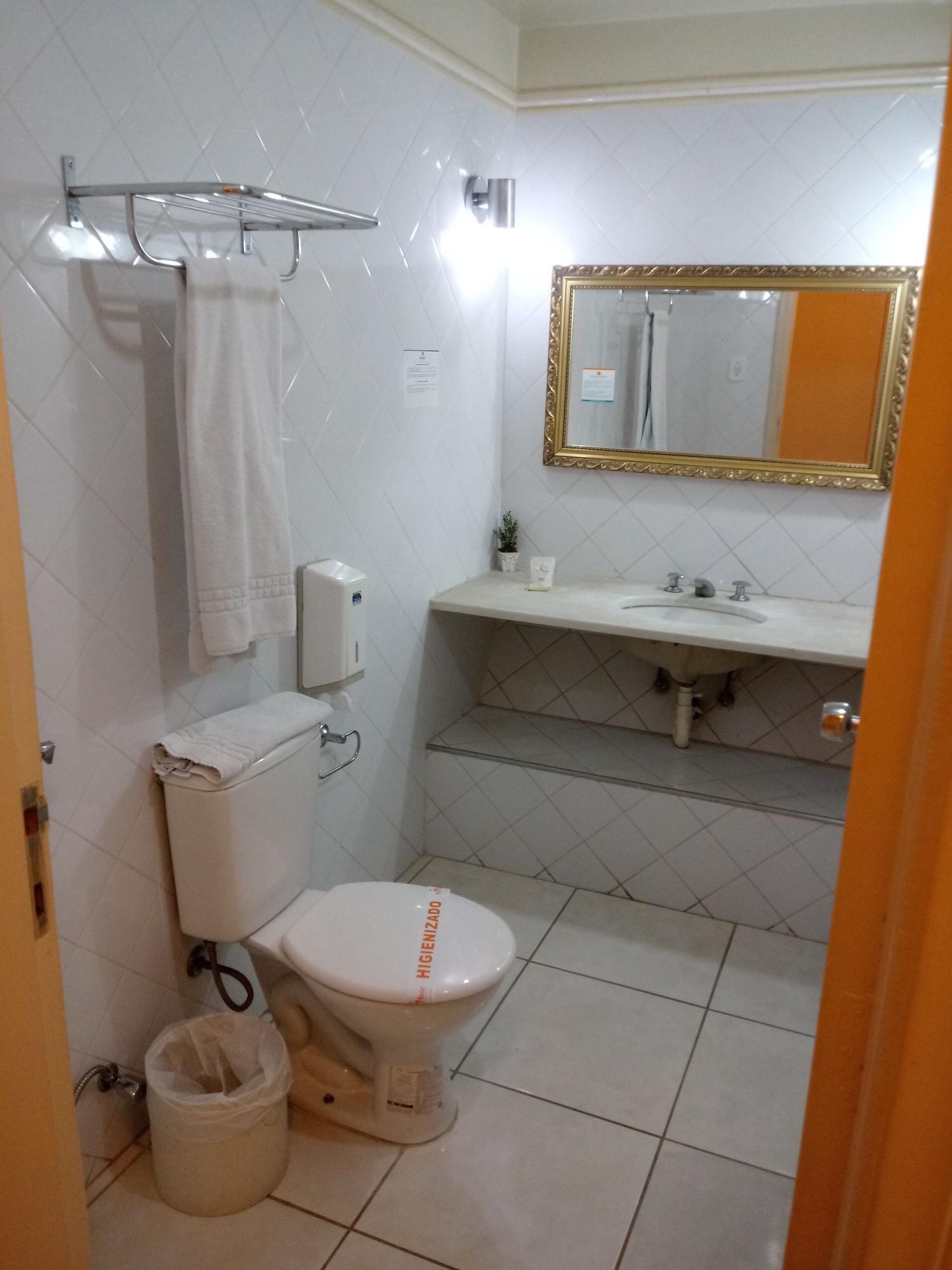 Hotel Harbor Inn ロンドリーナ エクステリア 写真